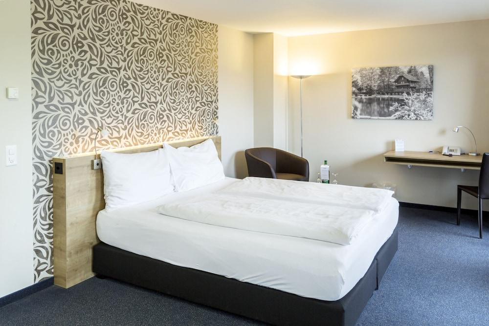 Aarau West Swiss Quality Hotel Oberentfelden Esterno foto